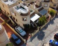 Resale - villa - Orihuela Costa
