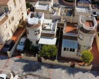 Resale - villa - Orihuela Costa