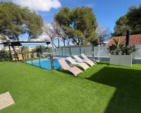 Resale - villa - Orihuela Costa