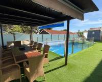 Resale - villa - Orihuela Costa