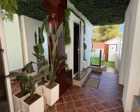 Resale - villa - Orihuela Costa