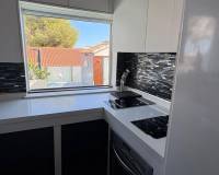 Resale - villa - Orihuela Costa