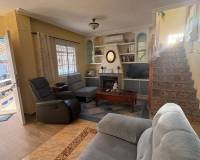 Resale - villa - Orihuela Costa