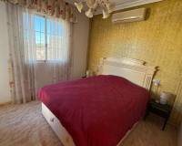 Resale - villa - Orihuela Costa