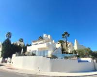 Resale - villa - Orihuela Costa