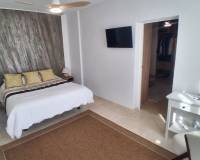 Resale - villa - Orihuela Costa