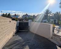 Resale - villa - Orihuela Costa