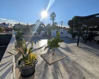 Resale - villa - Orihuela Costa