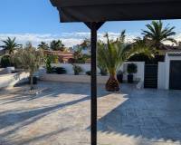 Resale - villa - Orihuela Costa