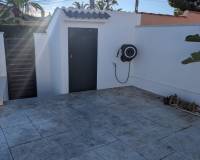 Resale - villa - Orihuela Costa