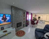 Resale - villa - Orihuela Costa