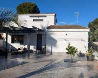 Resale - villa - Orihuela Costa