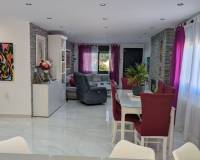 Resale - villa - Orihuela Costa