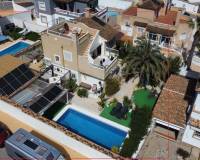 Resale - villa - Orihuela Costa