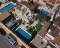 Resale - villa - Orihuela Costa