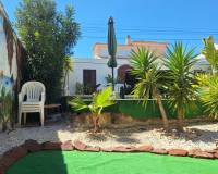 Resale - villa - Orihuela Costa