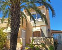Resale - villa - Orihuela Costa