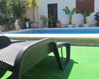 Resale - villa - Orihuela Costa