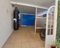 Resale - villa - Orihuela Costa