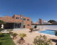 Resale - villa - Orihuela Costa