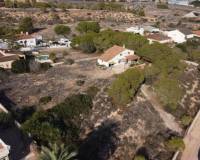 Resale - villa - Orihuela Costa