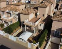 Resale - villa - Orihuela Costa