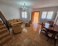 Resale - villa - Orihuela - La Zenia