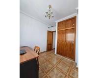 Resale - villa - Orihuela - La Zenia