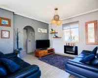 Resale - villa - Orihuela - La Zenia