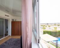 Resale - villa - Orihuela - La Zenia