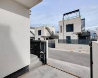 Resale - villa - Orihuela - Orihuela Costa