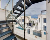 Resale - villa - Orihuela - Orihuela Costa