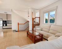 Resale - villa - Orihuela - Villamartín