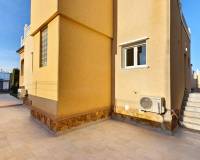 Resale - villa - Orihuela - Villamartín