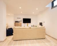 Resale - villa - Orihuela - Villamartín