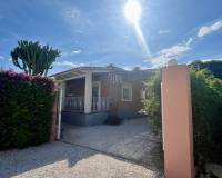 Resale - villa - Orihuela