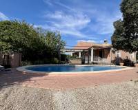 Resale - villa - Orihuela