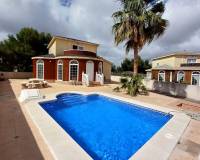 Resale - villa - Pilar de la Horadada