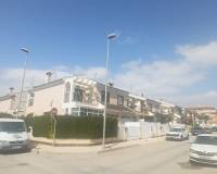 Resale - villa - Pilar de la Horadada