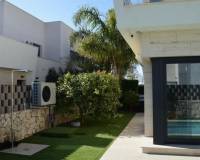 Resale - villa - Pilar de la Horadada