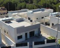 Resale - villa - Pinar de Campoverde