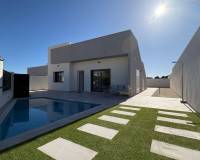 Resale - villa - Pinar de Campoverde