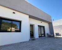 Resale - villa - Pinar de Campoverde