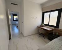 Resale - villa - Pinar de Campoverde