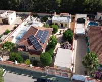 Resale - villa - Pinar de Campoverde