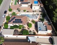 Resale - villa - Pinar de Campoverde