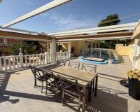 Resale - villa - Pinar de Campoverde