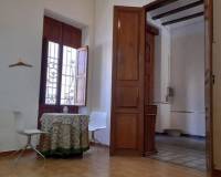 Resale - villa - Real