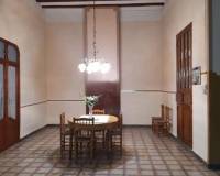 Resale - villa - Real