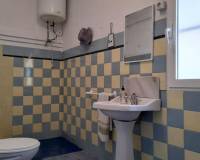 Resale - villa - Real